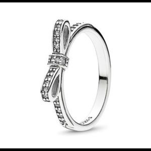 Authentic Pandora Sparkling Bow Ring